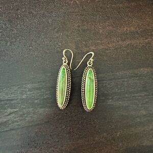 Elegant Green Oval Earrings